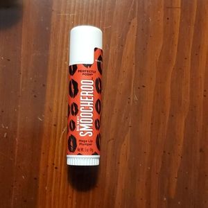 Perfectly Posh SMOOCHERO Lip Plumper